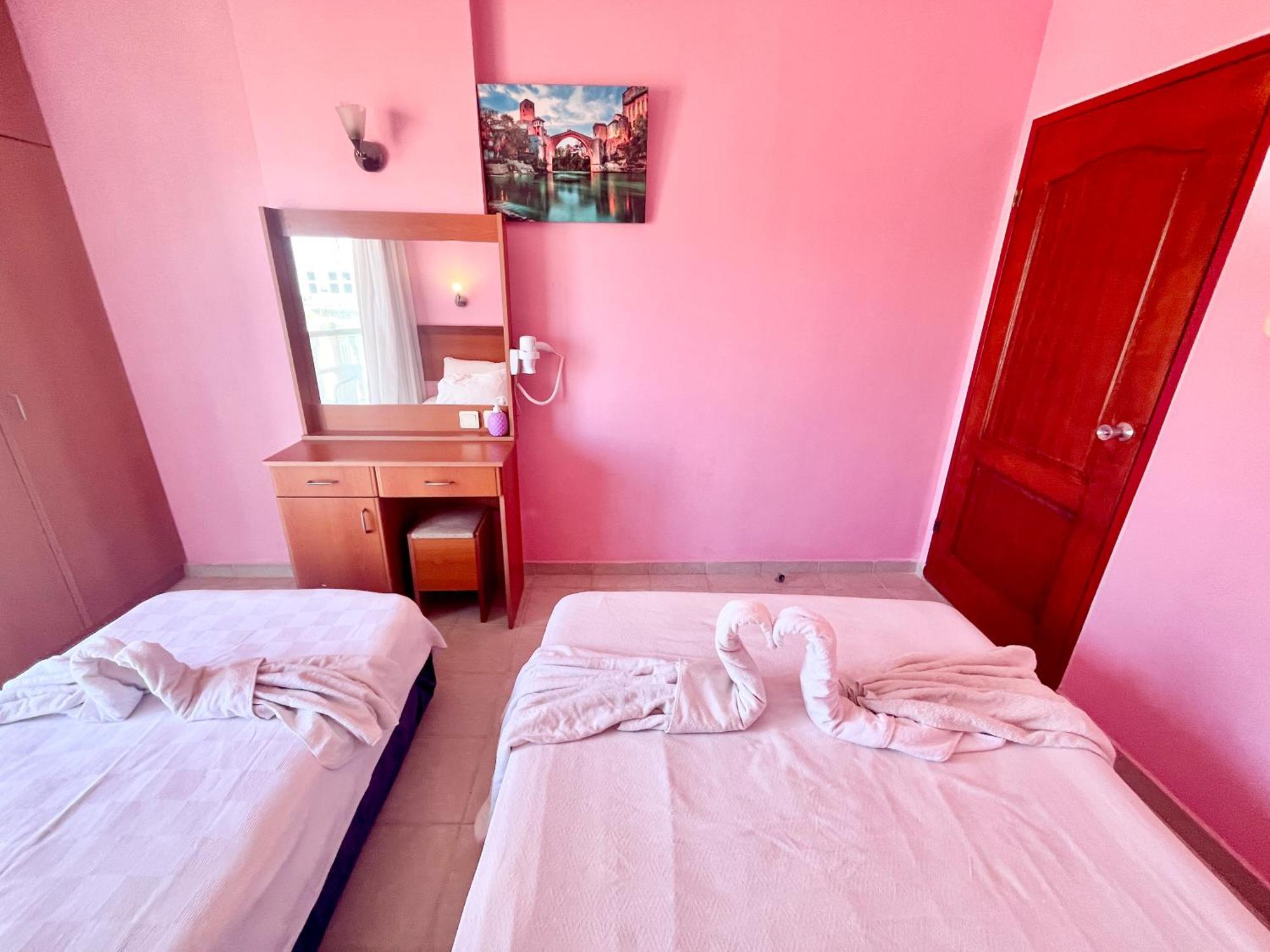 Hotel Holiday Apart Didim Exterior foto