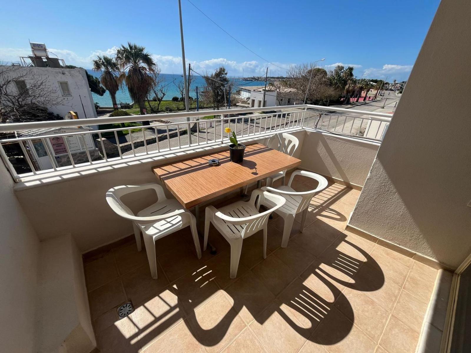 Hotel Holiday Apart Didim Exterior foto