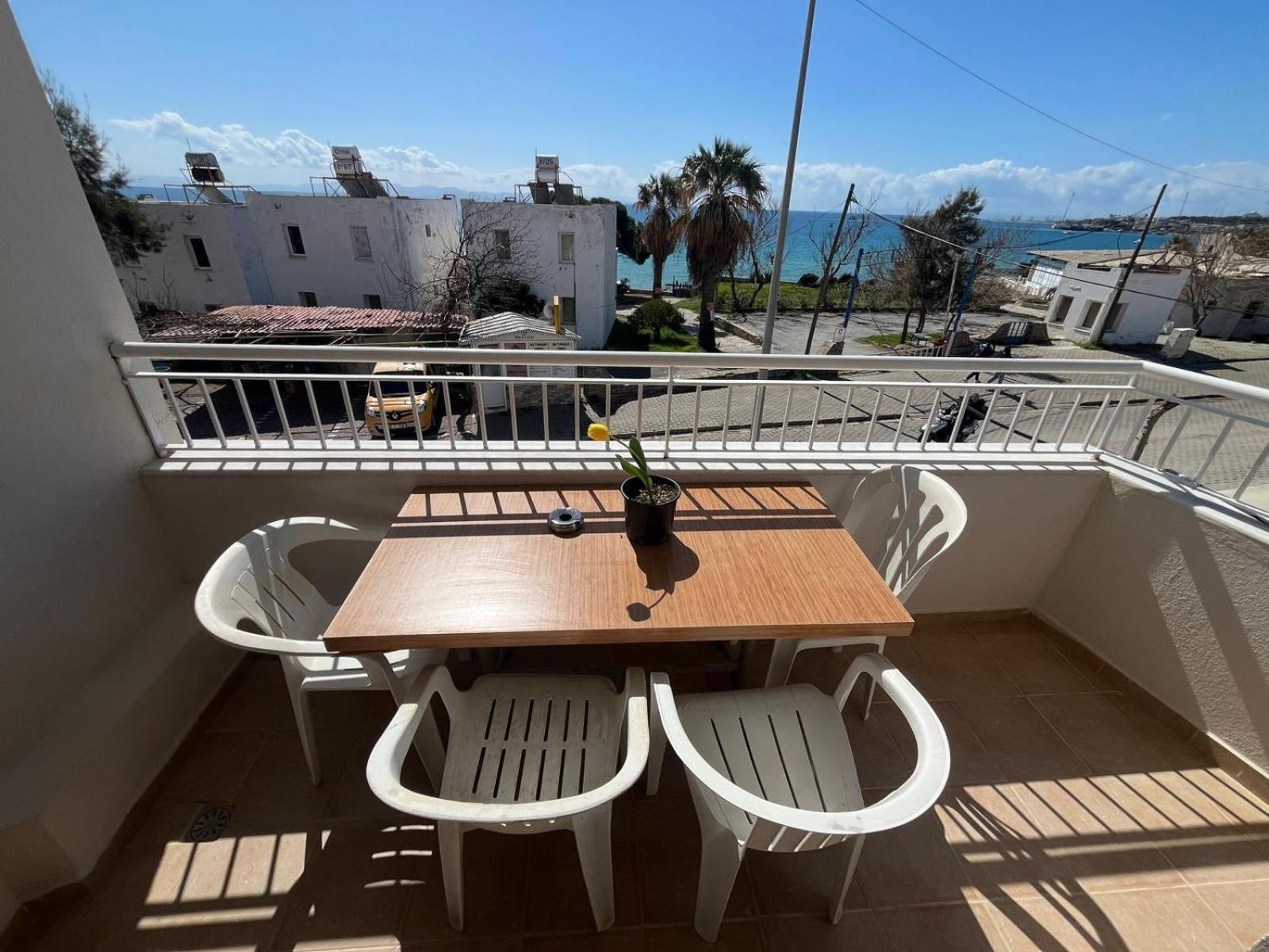 Hotel Holiday Apart Didim Exterior foto